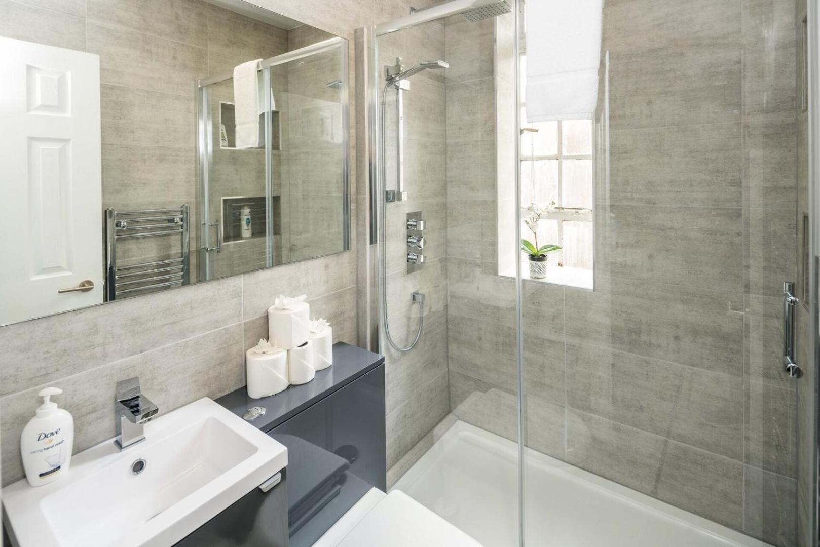 New Sleek & Modern Studio In The Heart Of Chelsea London Luaran gambar